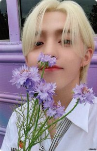 MINI8 yzy A 簽售卡 