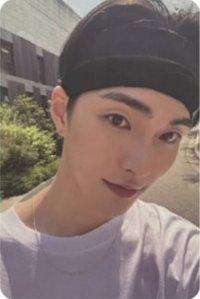 Get A Guitar  專輯卡 Realize版