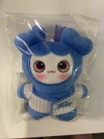 TWICE TZUYU TZUVELY 棒球娃娃