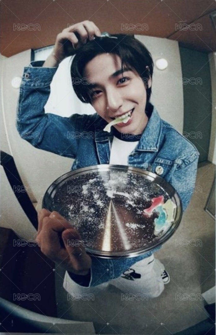 WHO! 環球 特典卡 WHO Leehan 日咖 正面