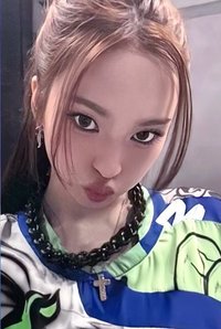 WE GO UP 絨毛吊飾 周邊卡 