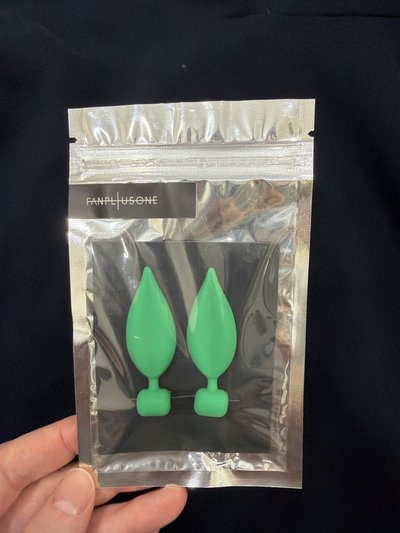 G-Dragon官方週邊葉子裝飾