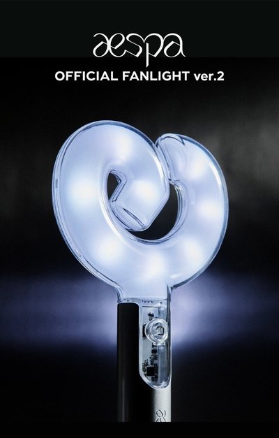 現貨 aespa 二代手燈 含一套小卡四張 全新品