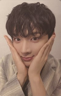 HOT MESS 專輯卡 捧臉彥