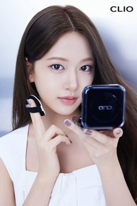 YUJIN x CLIO