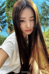 MEOVV 出道 5.0 打歌卡 