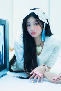 NOT CUTE ANYMORE mp 預售 特典卡 