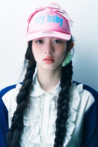 NOT CUTE ANYMORE wm 預售大卡 特典卡 