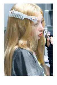 NOT CUTE ANYMORE k4 特典卡 預售拍立得