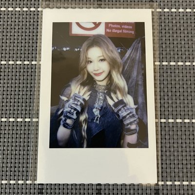 WE GO UP wm預購禮 塔