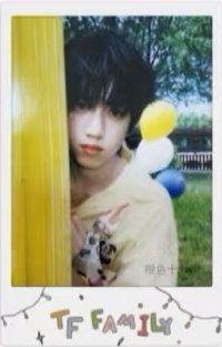 奔跑二 周邊卡 黃衣拍