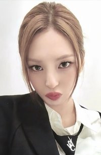 BABYMONS7ER Like That 打歌卡 