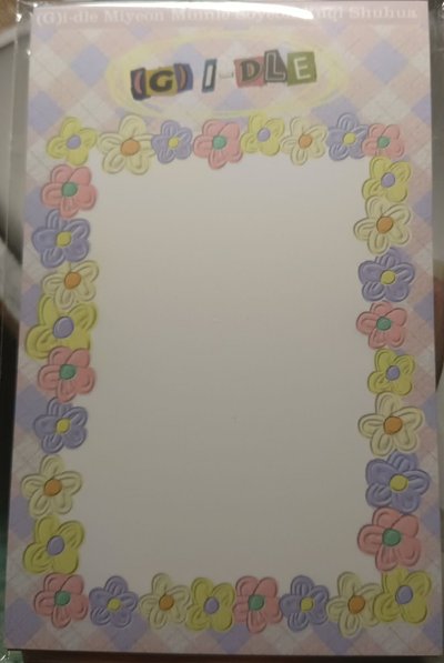 (G)I-DLE屬性卡頭卡背