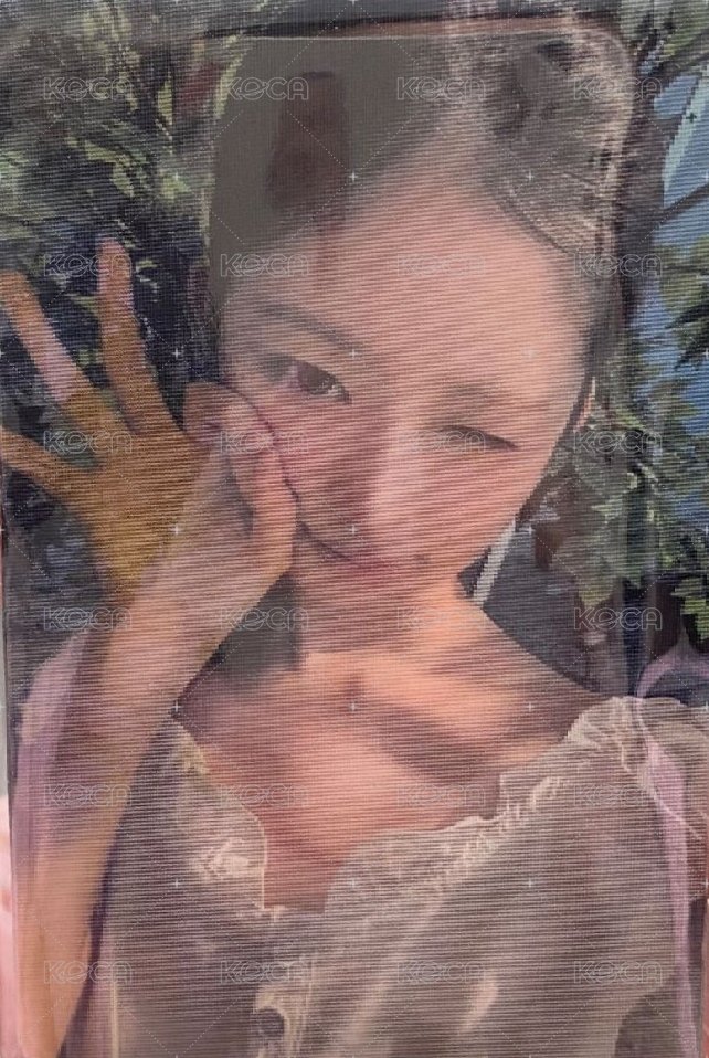 FULLY 代言卡  背面