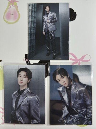 RIGHT HERE  日巡 卡包隨機卡 THE8徐明浩