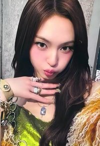 WE GO UP yg 中區 預售 特典卡 中文卡背