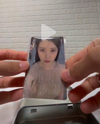 IU演唱會周邊鐵盒卡