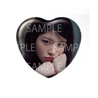 時よ止まれ 徽章 ILLIT CAFE in SWEETS PARADISE 心形徽章