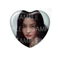 時よ止まれ 徽章 ILLIT CAFE in SWEETS PARADISE 心形徽章