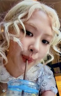 rosie 網易雲音樂 專輯卡 中文卡背