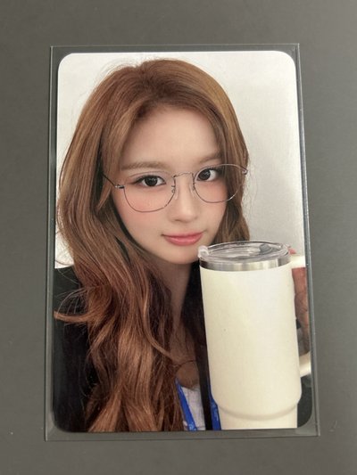 NMIXX ms職場人薛