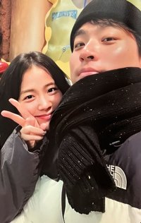 新烏托邦 專輯卡 