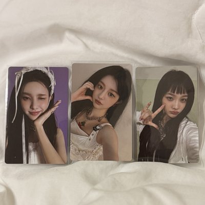 ILLIT Yunah Minju Iroha 電子專固配 日本聯名專固配