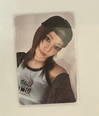 LESSERAFIM 允真 櫻花 Spaghetti 專卡