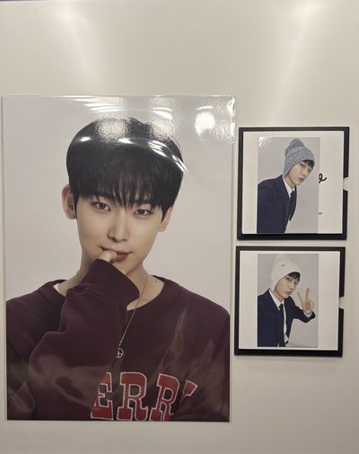 善禹周邊商品卡、海報