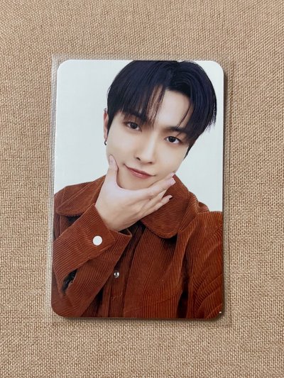 ATEEZ 弘中小卡