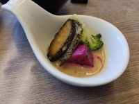 neniu（假日不出貨）