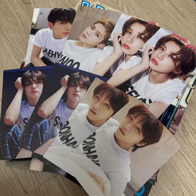 VIVI雜誌&特典明信片（含貼紙） $330