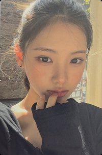 F Girl 專輯卡 ver.C Yihyun