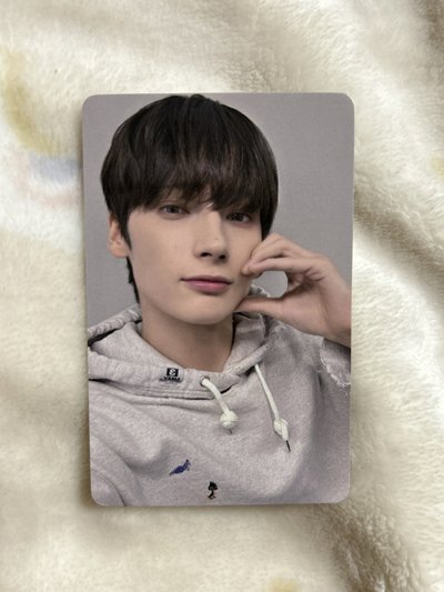 TXT｜休寧凱 正四 yzy 簽售2.0 簽售卡 