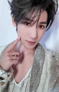 加冠禮 周邊卡 張真源冠歲戳臉