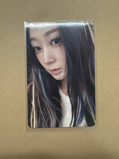 MY WORLD poster ver.專卡 GISELLE