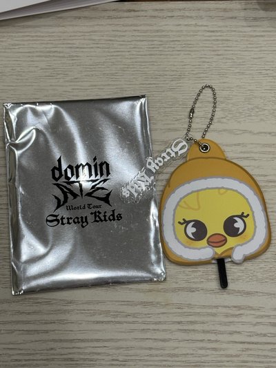 3rd 世巡 鑰匙圈吊飾 菲