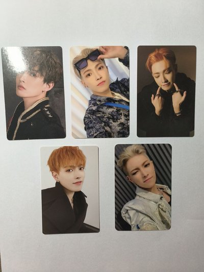 ATEEZ 中專卡