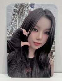 （背面有廠損）星動樂園入場卡-AYEON