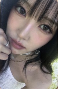 In Bloom 專輯卡 