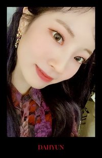 MORE & MORE 專輯卡 