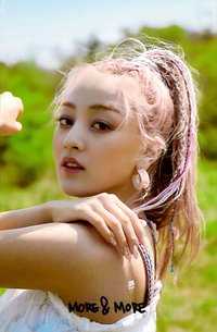 MORE & MORE 專輯卡 