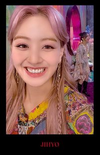 MORE & MORE 專輯卡 