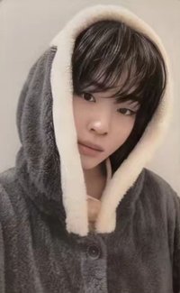 迷一 kms 2.0 簽售卡 睡衣