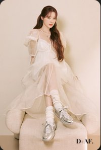 idle 舒華 D+AF 代言卡 