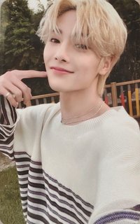 Stay in STAY jyp 特典卡 預售禮