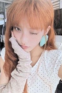 NOT CUTE ANYMORE 專輯卡 NOT CUTE A ver.