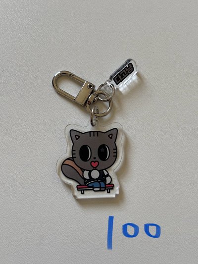 松喵吃棒棒糖 🐈⬛🍭
