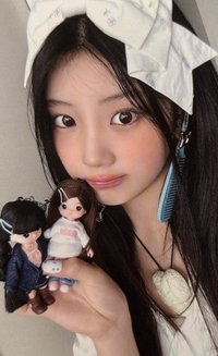 NOT CUTE ANYMORE 專輯卡 Little Mimi ver.