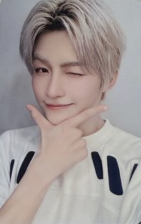 Play Hard yzy 1.0 特典卡 中文卡背